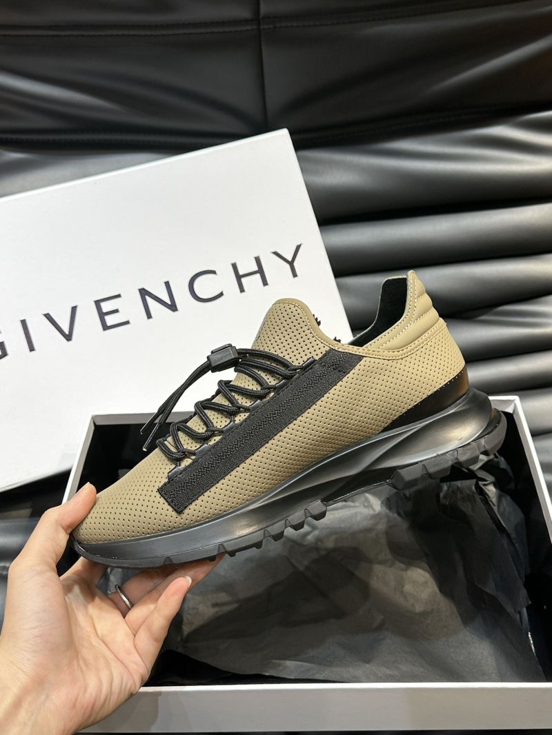 Givenchy Sneakers